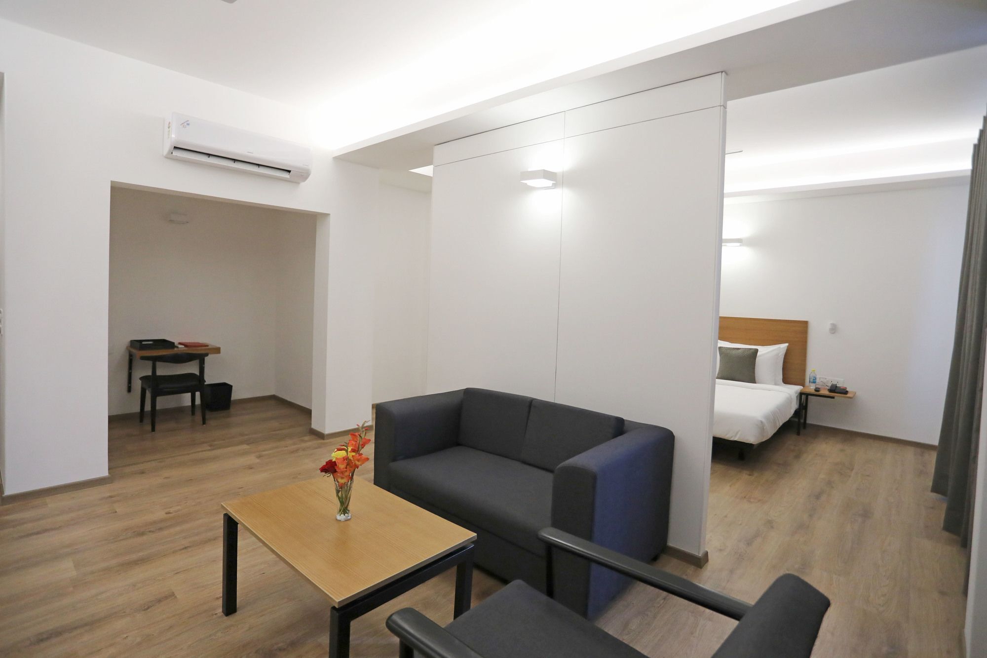Oyo Townhouse 027 Sector 15 Gurgaon Hotel Eksteriør billede