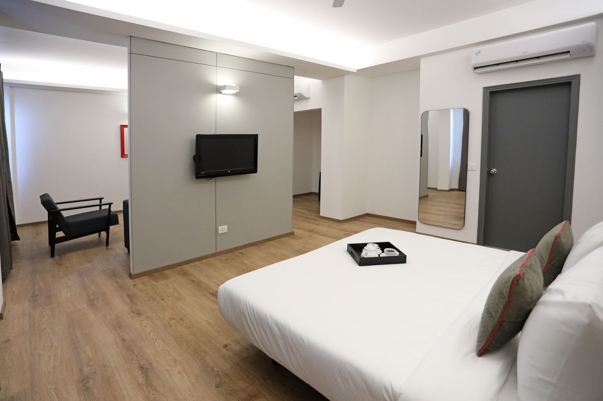 Oyo Townhouse 027 Sector 15 Gurgaon Hotel Eksteriør billede